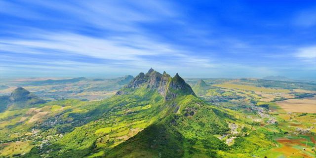 Mauritius mountain peaks helicopter tour (12)